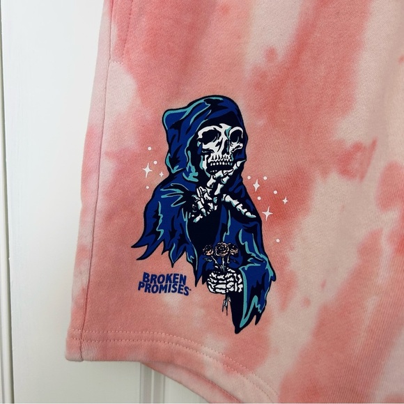 Broken Promises Pink‎ Tie-Dye Women's Shorts - Picture 3 of 6